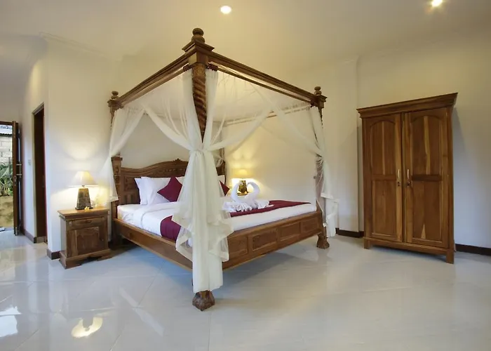 The Sunset House