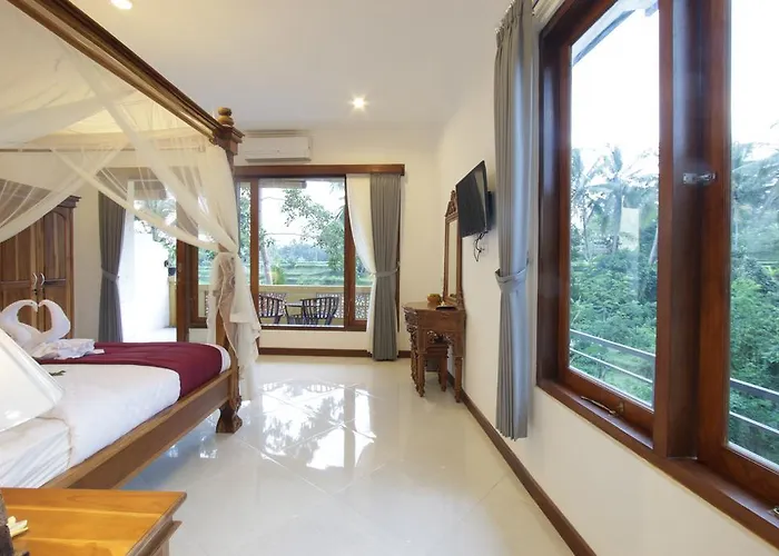 The Sunset House 3*
