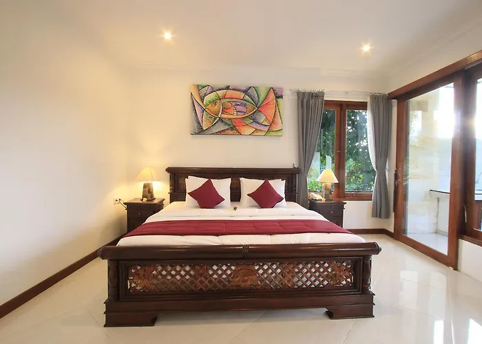 The Sunset House
